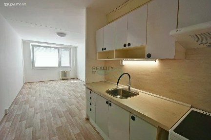 Pronájem bytu 2+kk 50 m² Na Okruhu, Praha - Písnice