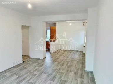 Pronájem bytu 3+kk 80 m² Horňátecká, Praha - Kobylisy