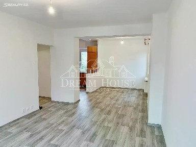 Pronájem bytu 3+kk 80 m²