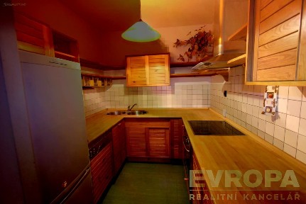 Pronájem bytu 3+kk 74 m² Na chobotě, Praha - Řepy