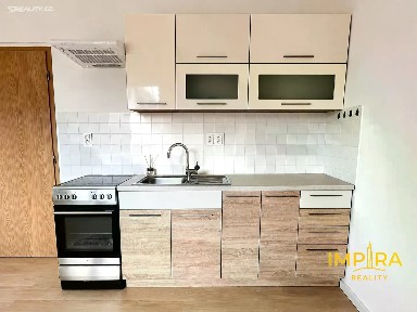 Pronájem bytu 1+kk 28 m² Obecní, Chyňava