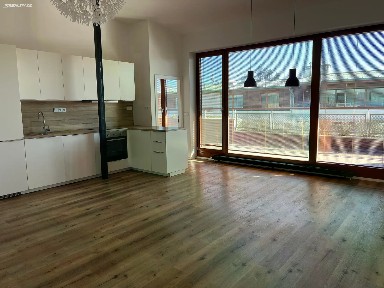 Pronájem bytu 2+kk 80 m² U Náměstí, Dolní Břežany