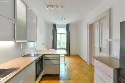 Pronájem bytu 2+kk 40 m² Na Kozačce, Praha - Vinohrady