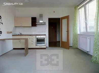 Pronájem bytu 1+kk 41 m² Podkovářská, Praha - Vysočany