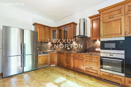 Pronájem kanceláře 413 m² Fráni Šrámka, Praha - Smíchov