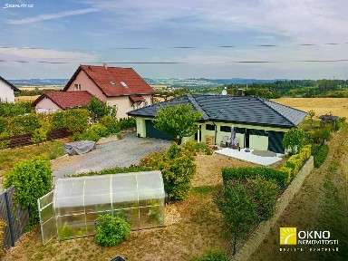 Prodej rodinného domu 228 m², pozemek 1200 m² Krasová
