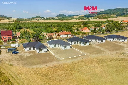 Prodej rodinného domu 143 m², pozemek 1125 m² Třebívlice