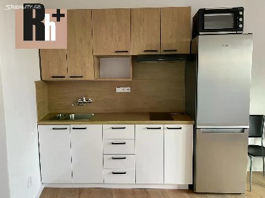 Pronájem bytu 1+kk 32 m² Porubská, Ostrava - Poruba