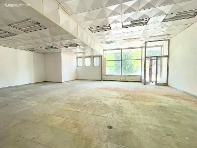 Prodej obchodního prostoru 230 m²