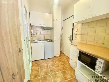 Pronájem bytu 1+kk 31 m² Pavelčákova, Olomouc