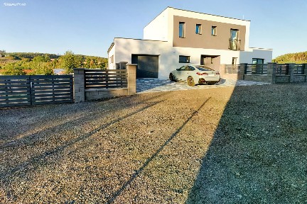 Prodej rodinného domu 170 m², pozemek 979 m² Bílkovice