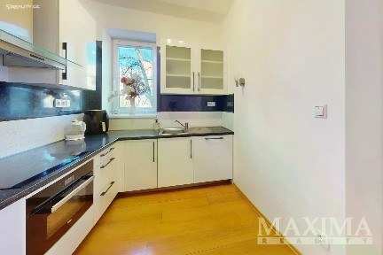 Pronájem bytu 2+kk 46 m² Nádvorní, Liberec - Liberec VI-Rochlice