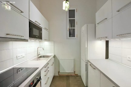 Pronájem bytu 1+1 31 m² Hálkova, Praha - Nové Město