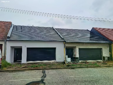Prodej rodinného domu 218 m², pozemek 513 m² Hlavní, Pouzdřany