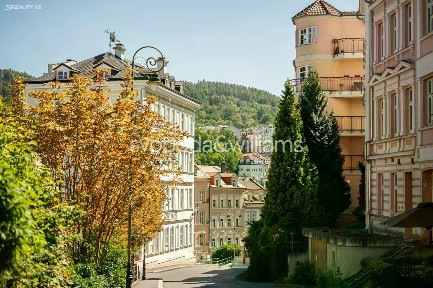 Karlovy Vary, Zámecký vrch, 37