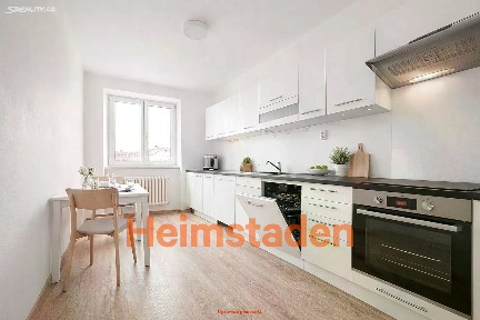 Pronájem bytu 2+1 55 m² Komenského, Ostrava - Poruba