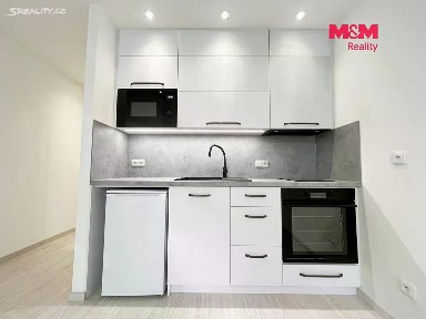 Pronájem bytu 1+kk 30 m² sídl. E. Beneše, Prostějov