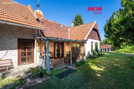 Prodej rodinného domu 98 m², pozemek 1802 m² Býchory