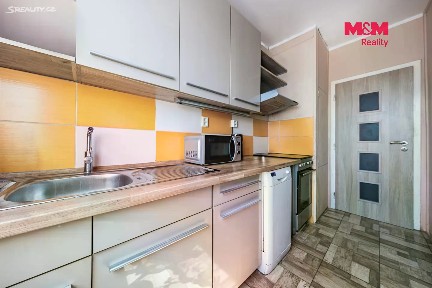 Prodej bytu 3+kk 70 m² Brechtova, Praha - Háje