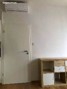 Pronájem bytu 2+kk 48 m² U družstva Život, Praha - Nusle