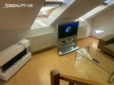 Pronájem bytu 3+kk 80 m² Gorkého, Brno - Veveří