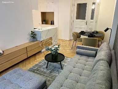 Pronájem bytu 2+kk 57 m² Italská, Praha - Vinohrady