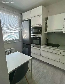Pronájem bytu 2+1 45 m² Družební, Olomouc