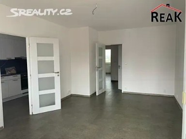 Pronájem bytu 3+1 80 m² Výletní, Praha - Písnice