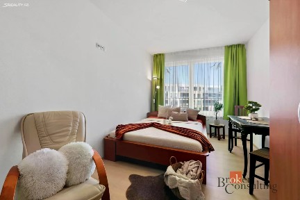 Prodej bytu 3+kk 78 m² Pod Vinicí, Pardubice - Zelené Předměstí