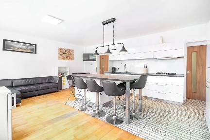Prodej rodinného domu 120 m², pozemek 68 m² náměstí Karla IV., Brno - Líšeň