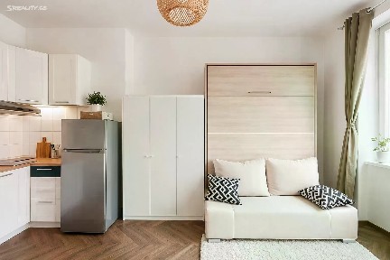Pronájem bytu 1+kk 31 m² Tovární, Praha - Holešovice