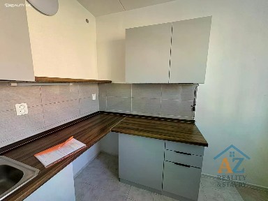 Pronájem bytu 3+1 72 m² Na Borku, Jirkov