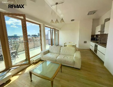Prodej bytu 3+kk 83 m² Rostovská, Praha - Vršovice