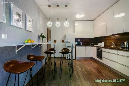 Pronájem bytu 2+kk 52 m² Zakšínská, Praha - Střížkov