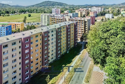 Máchova, Stráž pod Ralskem