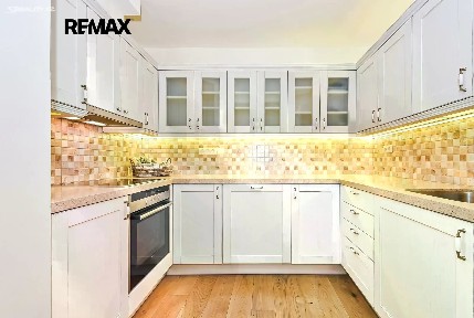 Pronájem bytu 3+kk 91 m² K Bohnicím, Praha - Troja