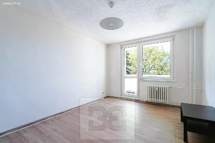 Pronájem bytu 1+1 31 m² Bukovecká, Praha - Letňany