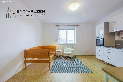 Loudů, Dobřany