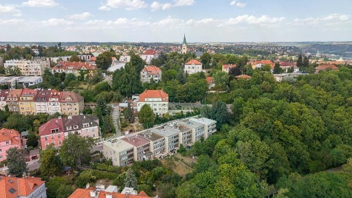 U střešovických hřišť, Praha - Střešovice