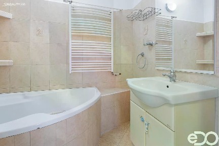 Prodej bytu 2+1 67 m²