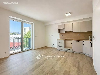 Pronájem bytu 2+kk 42 m² Vančurova, Znojmo
