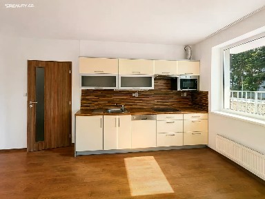 Pronájem bytu 1+kk 35 m² Purkyňova, Brno - Královo Pole