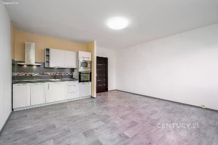 Prodej bytu 1+kk 32 m² Obvodová, Ústí nad Labem - Krásné Březno
