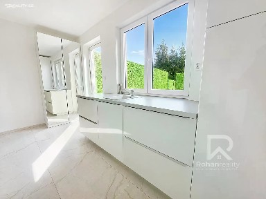 Pronájem projektu na klíč 35 m², pozemek 50 m² Kbelská, Praha - Vysočany