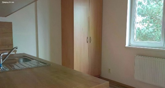 Pronájem bytu 3+1 75 m² Synkova, Olomouc - Lazce