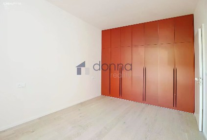 Pronájem bytu 2+kk 50 m² Jeseniova, Praha - Žižkov