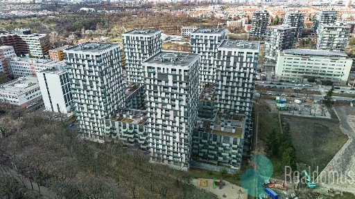 Pronájem bytu 3+kk 95 m² Olšanská, Praha - Žižkov