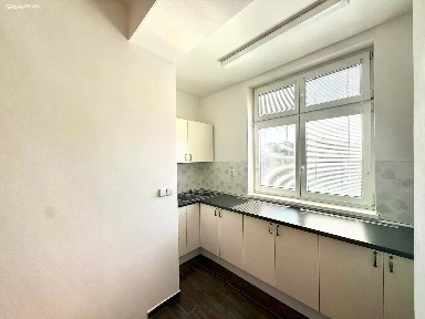 Pronájem bytu 2+kk 50 m² Bělehradská, Praha - Vinohrady