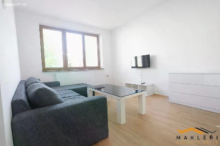 Pronájem bytu 3+1 76 m² Jana Žižky, Telč - Telč-Štěpnice