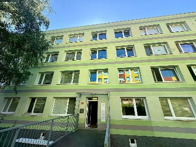 Prodej bytu 3+1 69 m² Nad Stadionem, Králův Dvůr